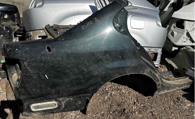 Крило заднє праве 6161130911 TOYOTA