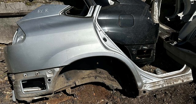 Крило праве заднє 6161148051 TOYOTA