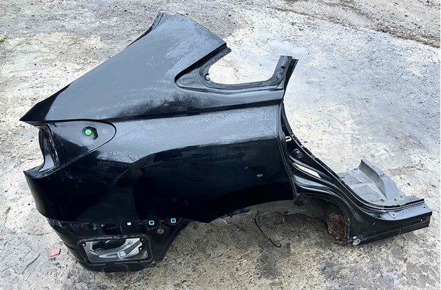 Крило заднє праве 6161148101 TOYOTA