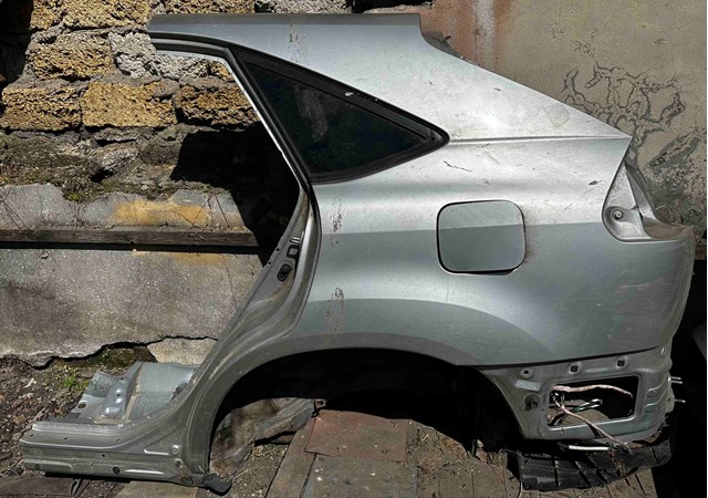 Крило заднє 6161248052 TOYOTA