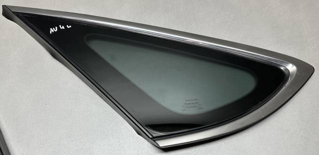 Скло кузова/багажного відсіку, ліве 6272007020 TOYOTA