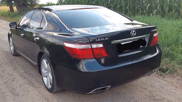 Скло заднє 6481050912 TOYOTA