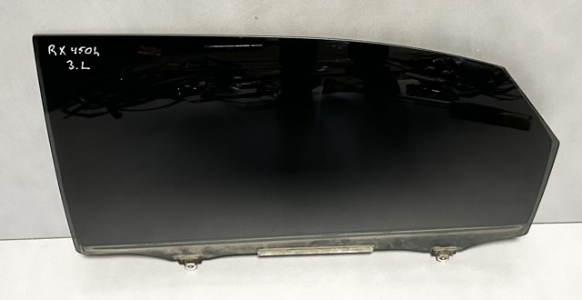 Скло заднє ліве 6810448130 TOYOTA