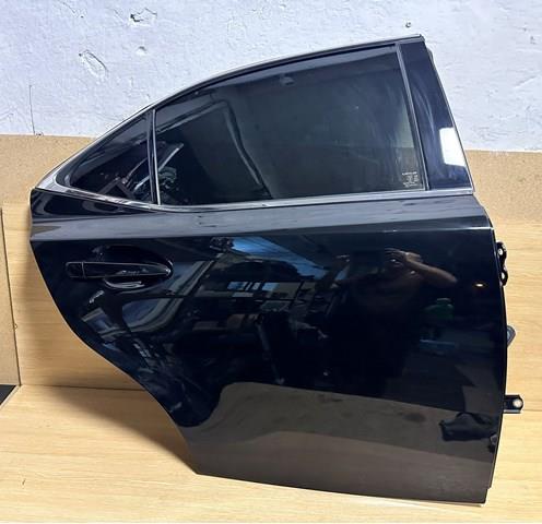 Скло заднє праве 6811353150 TOYOTA