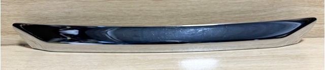 Накладка задньої 3-й/5-й двері 7680148230 TOYOTA