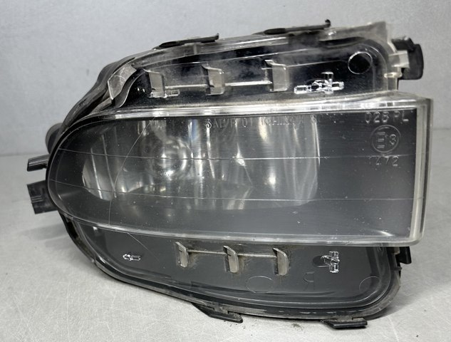Протитуманка права 8121130310 TOYOTA
