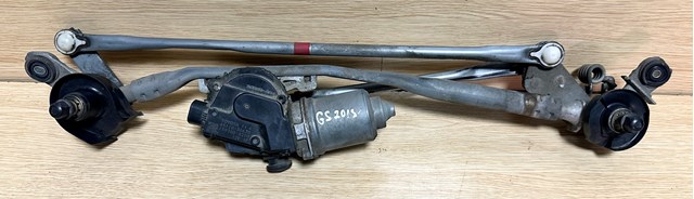 Трапеція щіток лобового скла 8515030740 TOYOTA