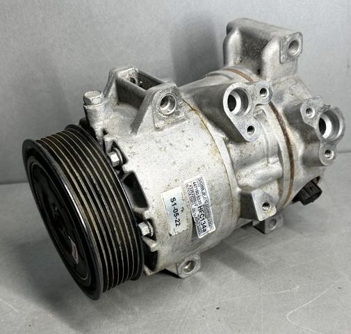 Компресор кондиціонера 8831033250 TOYOTA