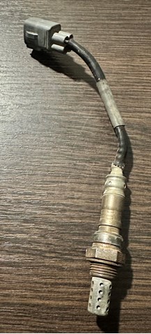 Лямбдазонд, датчик кисню до каталізатора 8946550120 TOYOTA