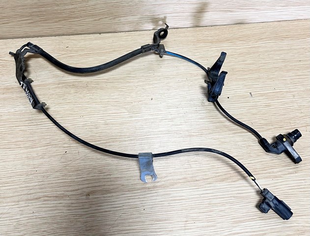 Сенсор АБС 8954348050 TOYOTA