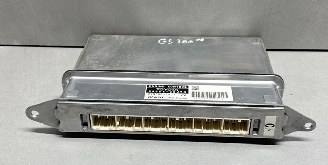 8966130J70 Toyota