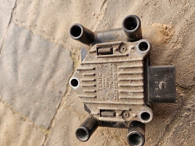 Котушка 032905106E VAG