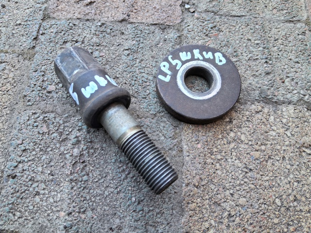 Болт коленвала 1130A244 MITSUBISHI