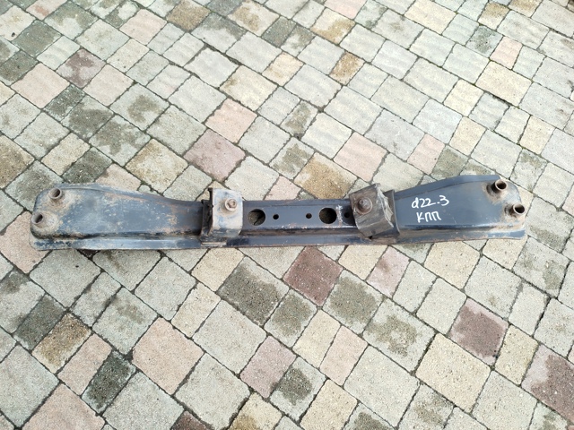 Кріплення кпп 11330VK300 NISSAN