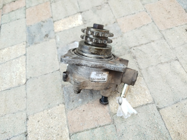 Насос вакуумний 14650VK500 NISSAN
