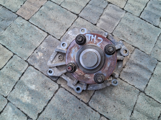Водяний насос охолодження, з корпусом 1610069356 TOYOTA