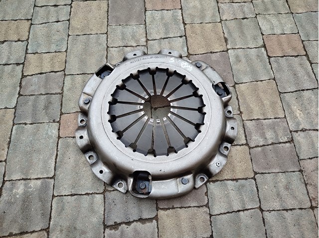 Пелюстковий кошик зчеплення 2210068D00 SUZUKI