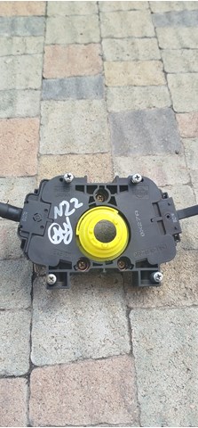 Перемикач підрульовий, центральна частина 25567VB000 NISSAN
