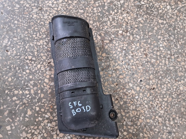 Повітроприймач Hyundai Santa Fe 1