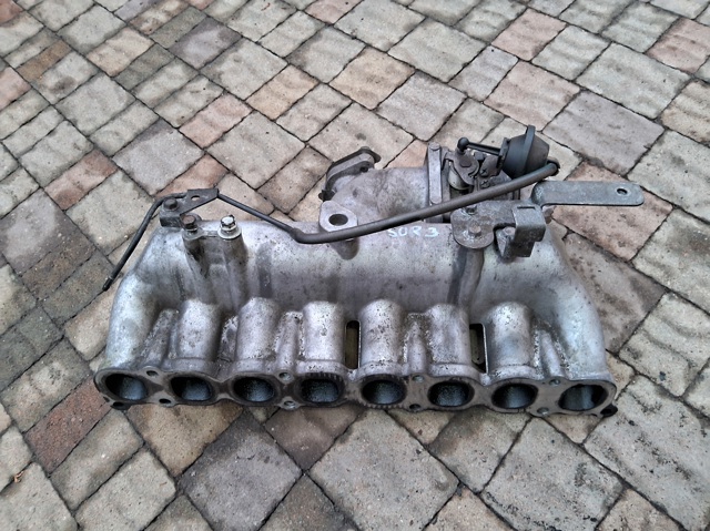 Колектор впускний 283104A102 HYUNDAI