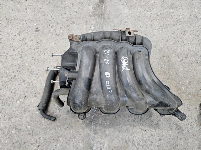 Колектор впускний 283112B000 HYUNDAI