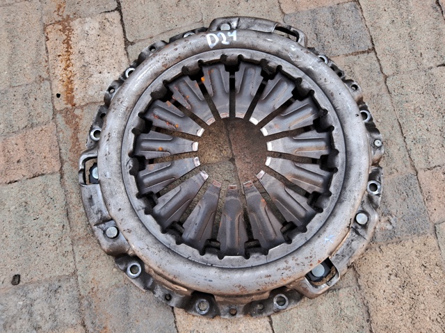 Корзина диска зчеплення 30210VK000 NISSAN