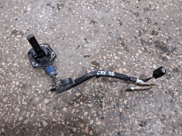 Датчик рівня масла двигуна 37310RSAG01 HONDA