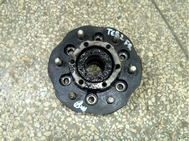 Колеса і маточини 402027F031 NISSAN