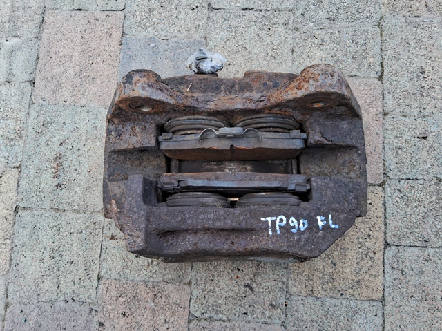 Супорт тормзной 4775035120 TOYOTA