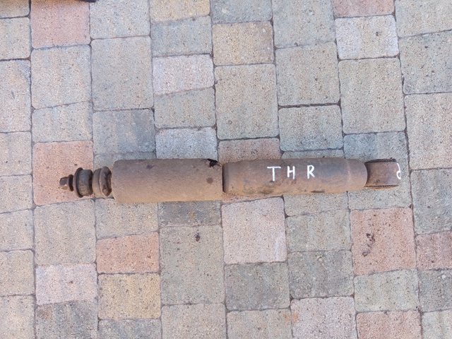 Амортизатор передній 4851180064 TOYOTA