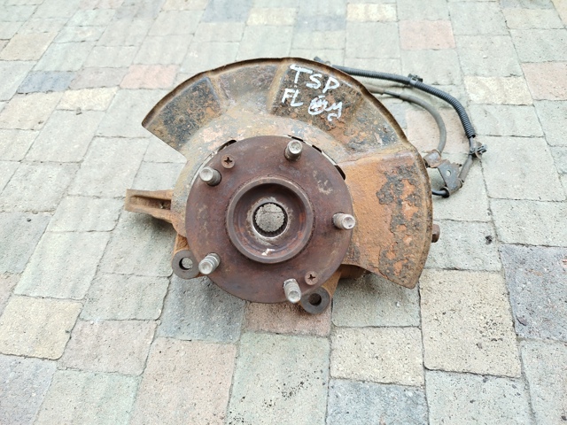 Кулак поворотний передній лівий 517152E100 HYUNDAI
