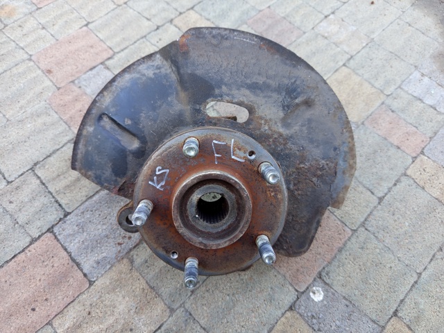 Кулак поворотний передній лівий 517153U000 HYUNDAI