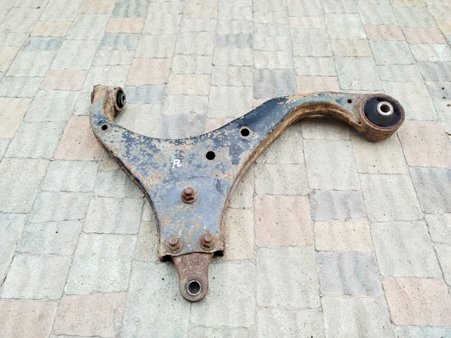 Поперечний важіль 545002E100 HYUNDAI