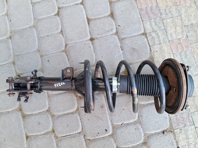 Стійка передня права 5466026300 HYUNDAI