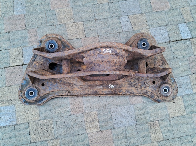 Балка задньої підвіски, підрамник 5540126500 HYUNDAI