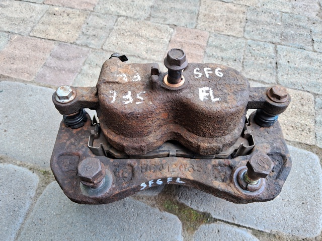 Супорт гальмівний, передній, лівий 5811026120 HYUNDAI