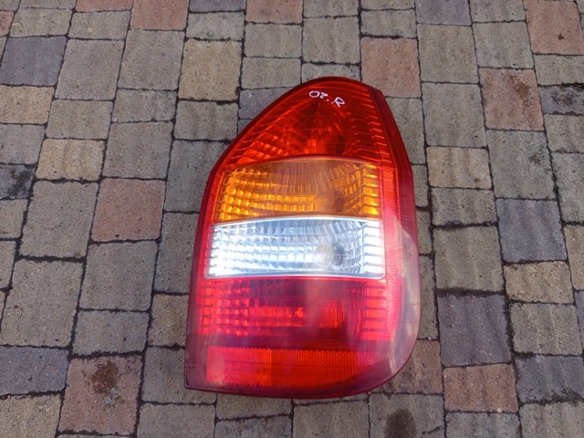 Задні ліхтарі 6223030 OPEL