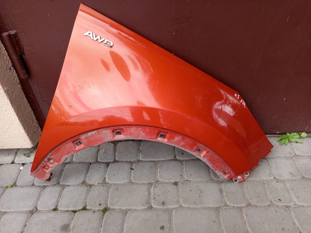 Переднє праве крило 663213W000 HYUNDAI