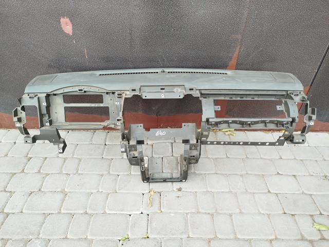 Панель приладів торпеди 68100EB301 NISSAN