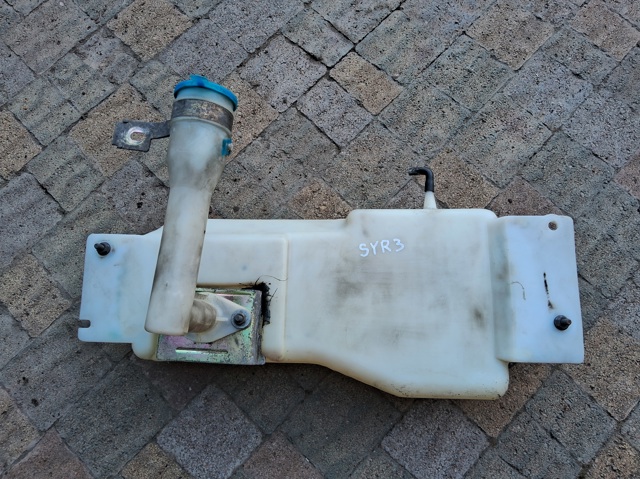 Бачок омивайки 7841008000 SSANG YONG