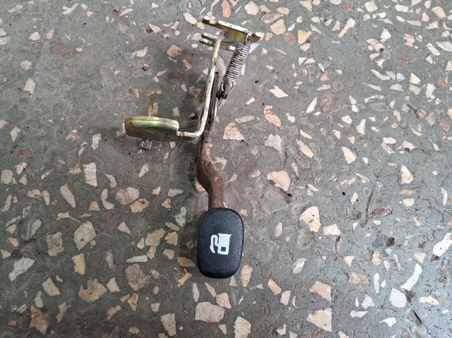 Ручка відкривання замка/лючка бензобака 8157022001 HYUNDAI