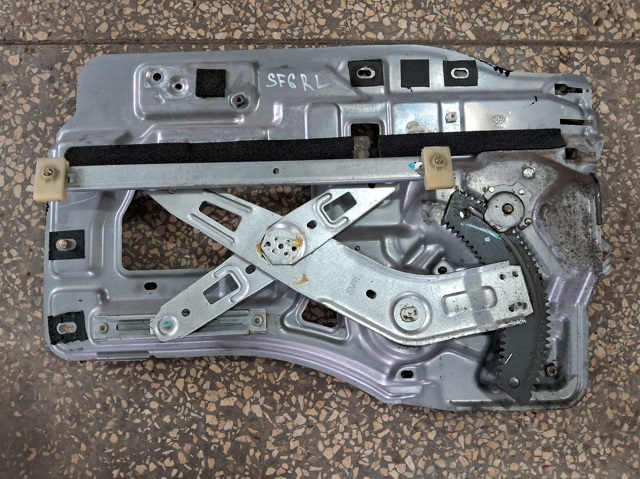 Механізм склопідйомника двері задньої, правої 8340626000 HYUNDAI