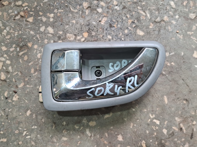 Ручка задньої двері внутрішня ліва 836103E010 HYUNDAI