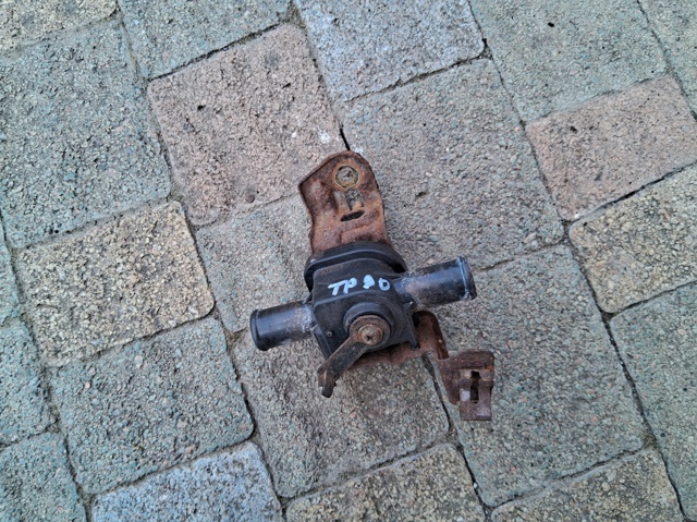 Кран пічки (обігрівача) 8724035070 TOYOTA