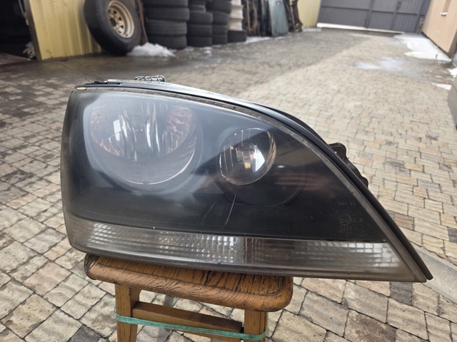 Основна фара - вставка 921023E010 HYUNDAI
