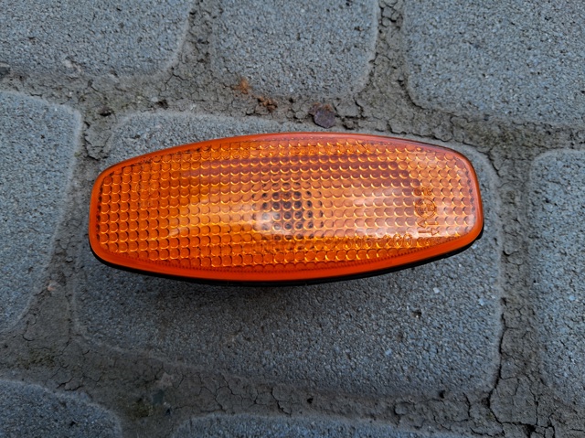 Поворітель повороту на крилі 9230526000 HYUNDAI