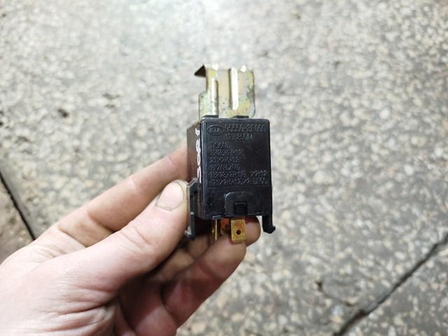 Автомобільні реле поворотів 955503E000 HYUNDAI