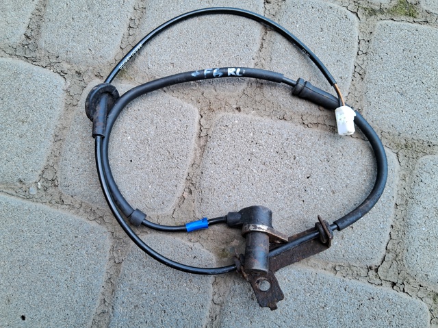 Датчик АБС (ABS) задній, лівий 9565026000 HYUNDAI