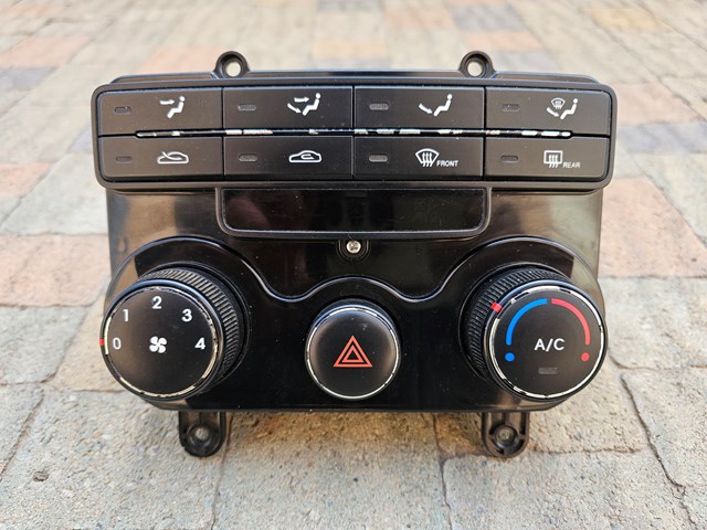 Блок управління режимів опалення / кондиціонування 972502L1504X HYUNDAI