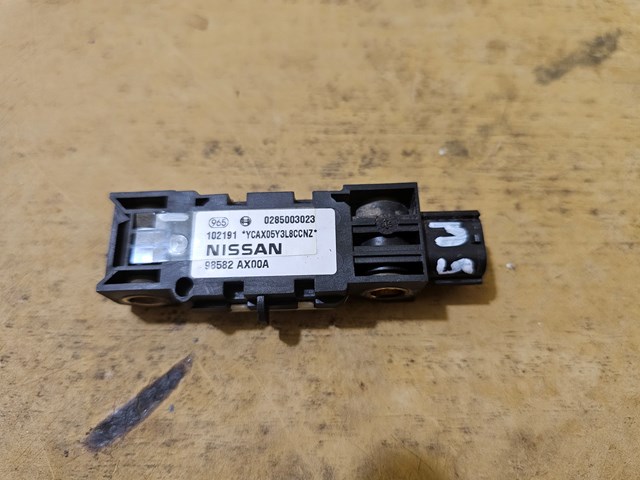 Датчик подушки безпеки 98582AX00A NISSAN